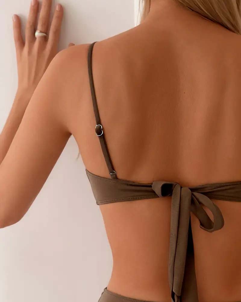 Iris | The Two-Piece That Turns Heads
