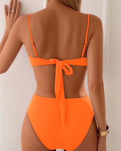 Iris | The Two-Piece That Turns Heads