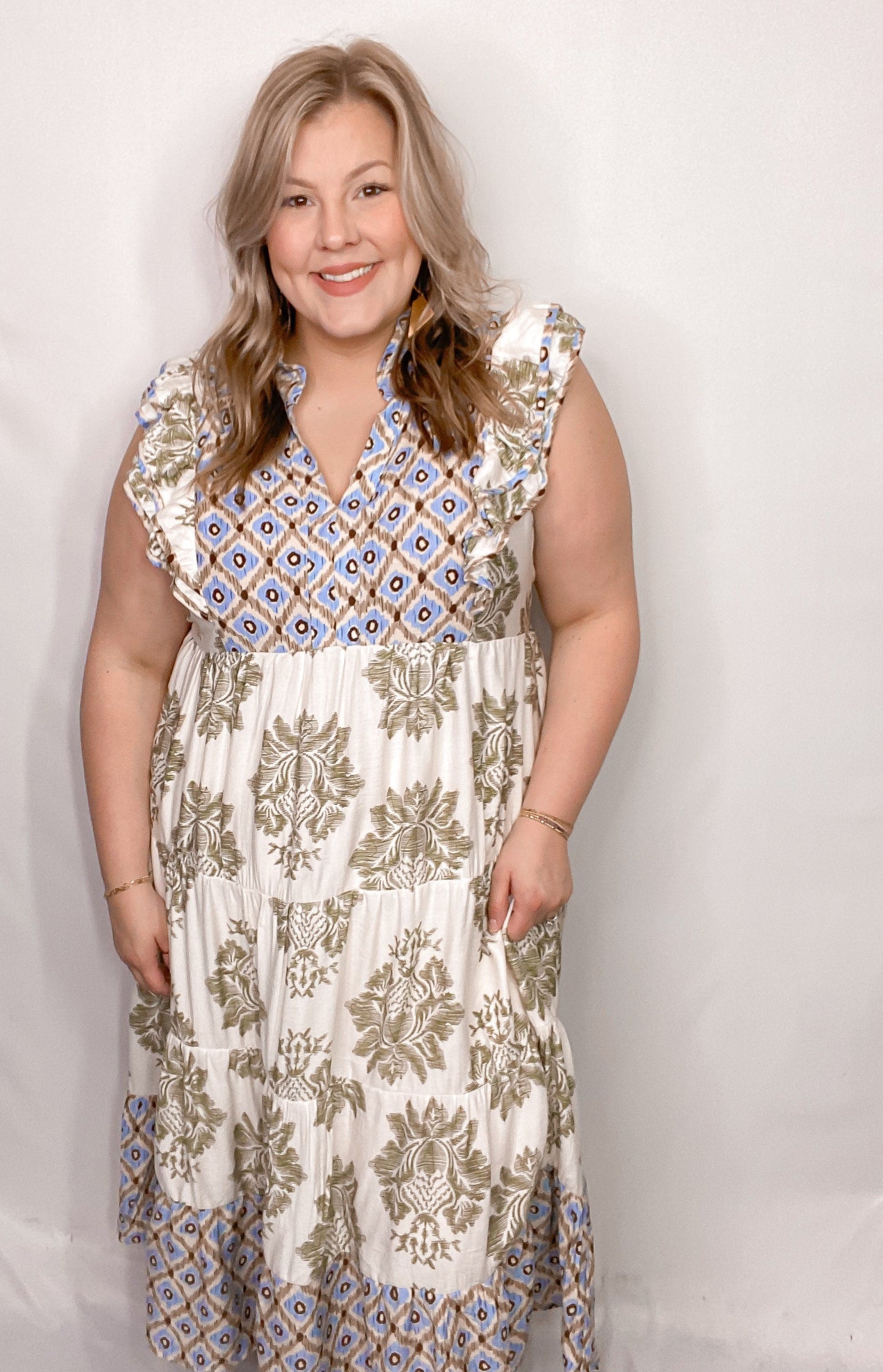 Artistic Floral Print Ruffle Sleeve Maxi Dress