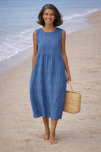 Sara | The Softly Flowing Day Dress