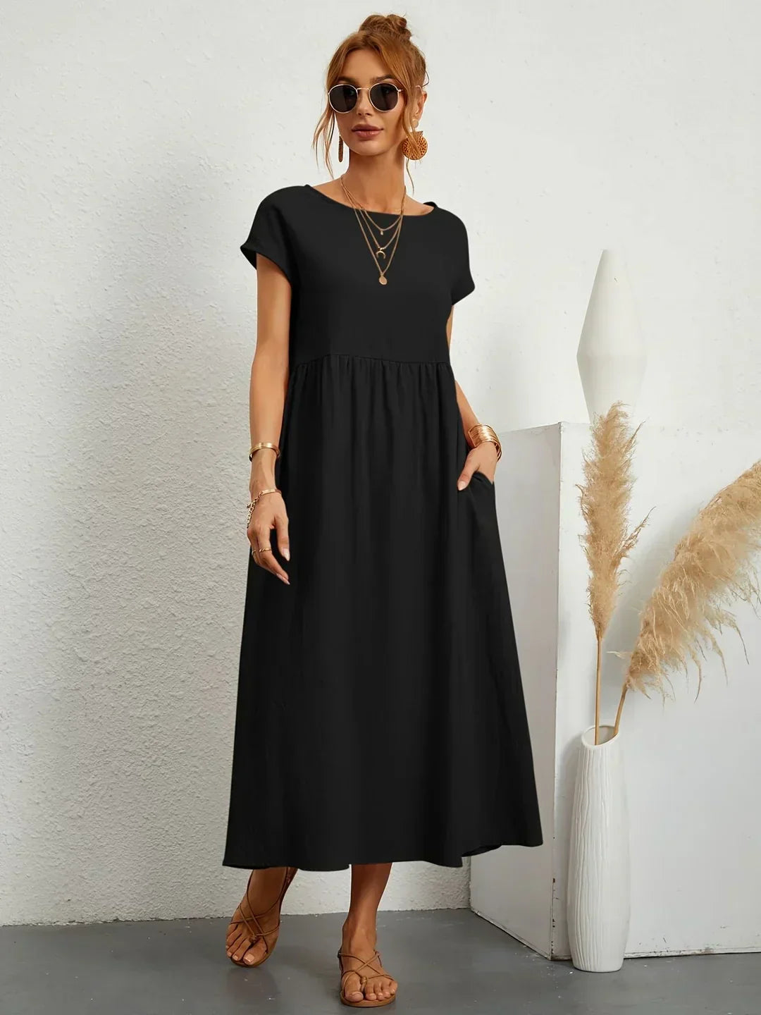 Elodie | Effortlessly Flowing All-Day Midi (Black)