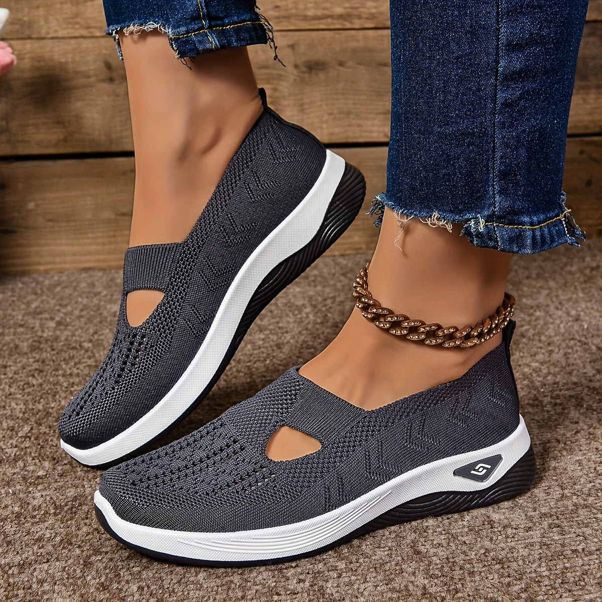 Sandra | Cushioned Walking Shoes