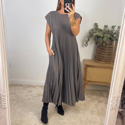 Ana | Timeless All-Day Comfort Dress